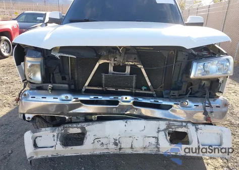 2004 Chevrolet Silverado 2500Hd Ls z USA, uszkodzony, nr VIN 1GCHK23U24F165526